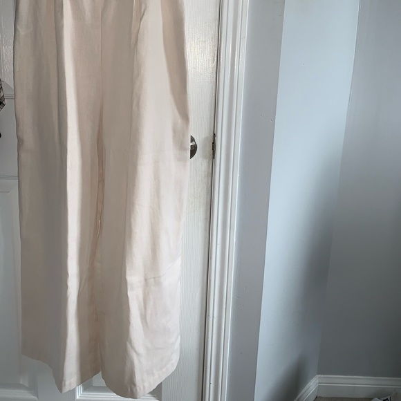 CREAM JUMPSUIT SIZE SMALL WITH BUTTONS - Picture 3 of 8